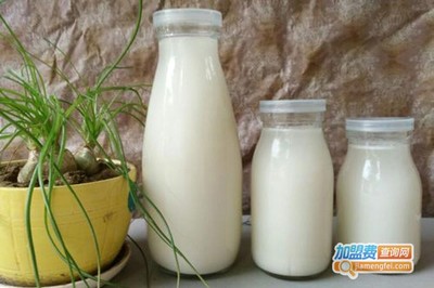 爱氏晨曦牛奶价格解析及奶制品批发与进出口概述